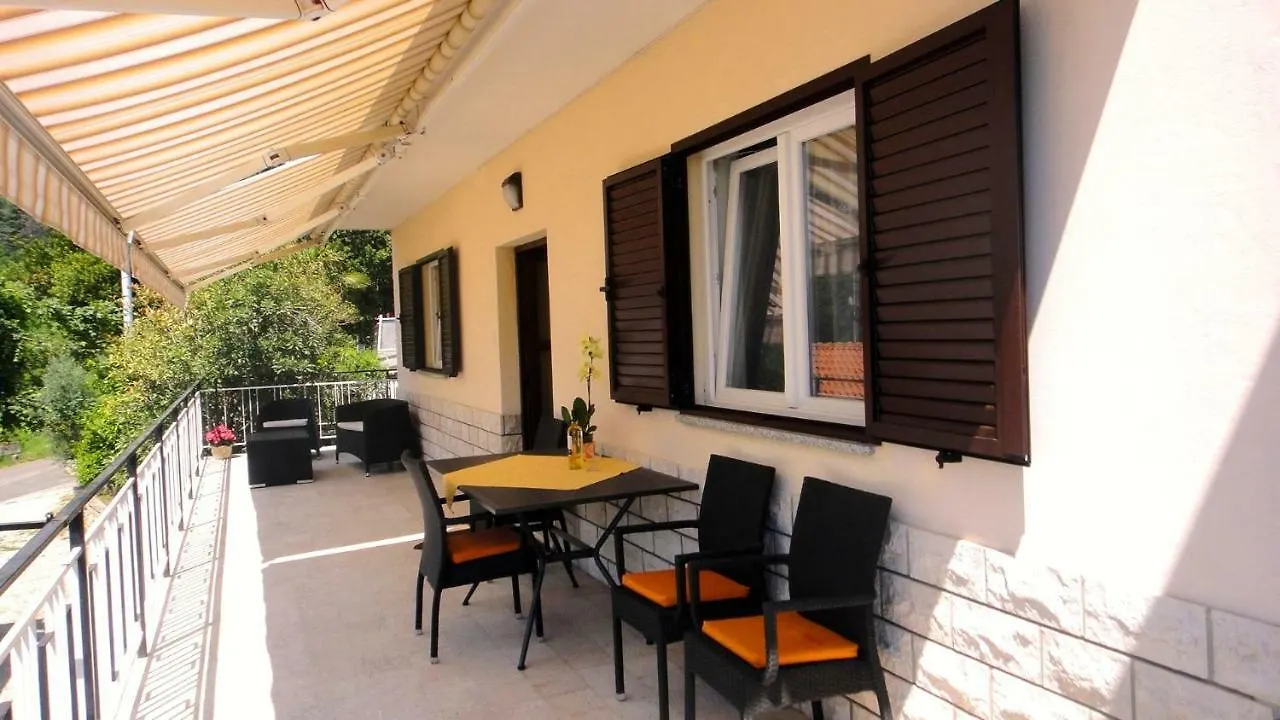 Apartman Vera Mošćenička Draga Croazia