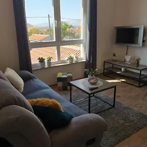 https://nozret.hotelinzadar.com